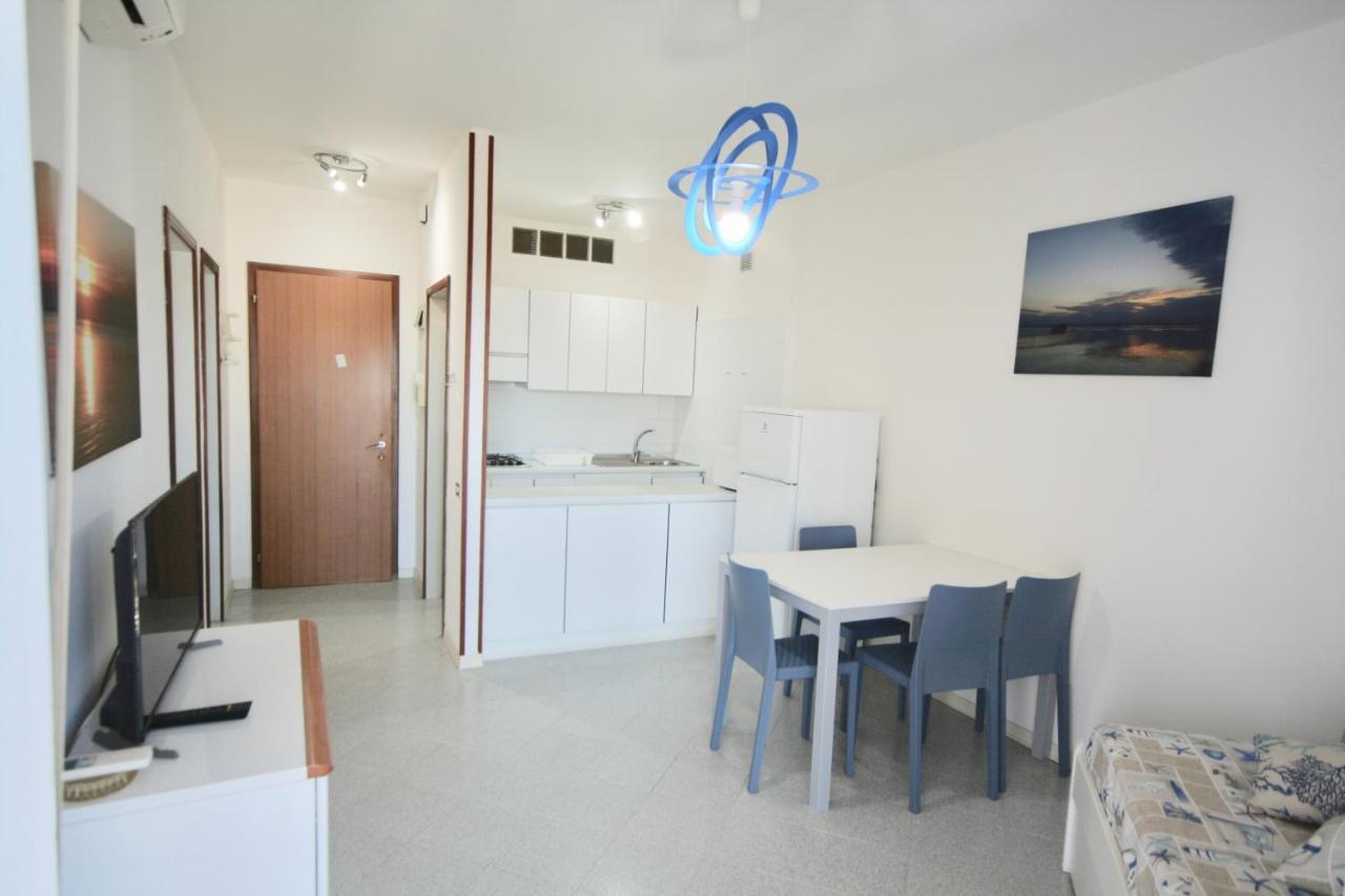 Ba - Cristallo - Sea View - Lignano Sabbiadoro Eksteriør billede